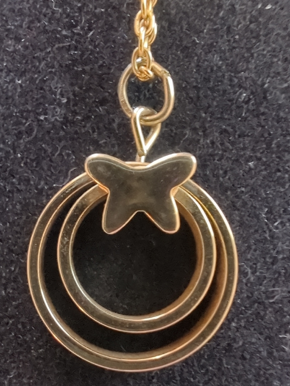 Vendome VTG Signed Butterfly Circle Pendant Necklace Gold Tone 1970s + FREE GIFT